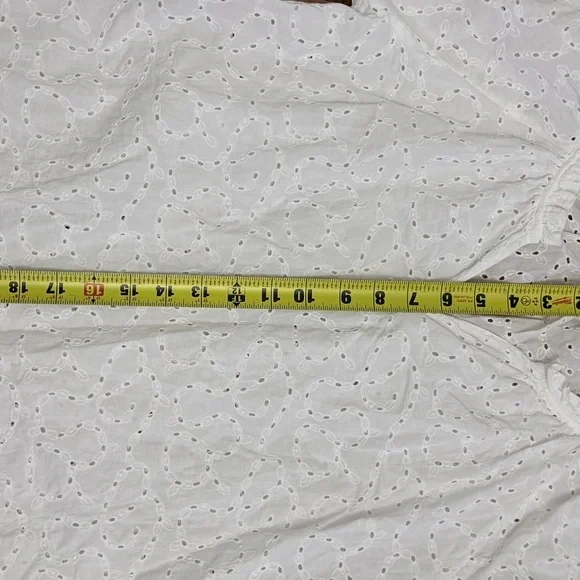 Paris Atelier & Other Stories white cotton eyelet loose-fit blouse puff sleeve 0 - Picture 4 of 11